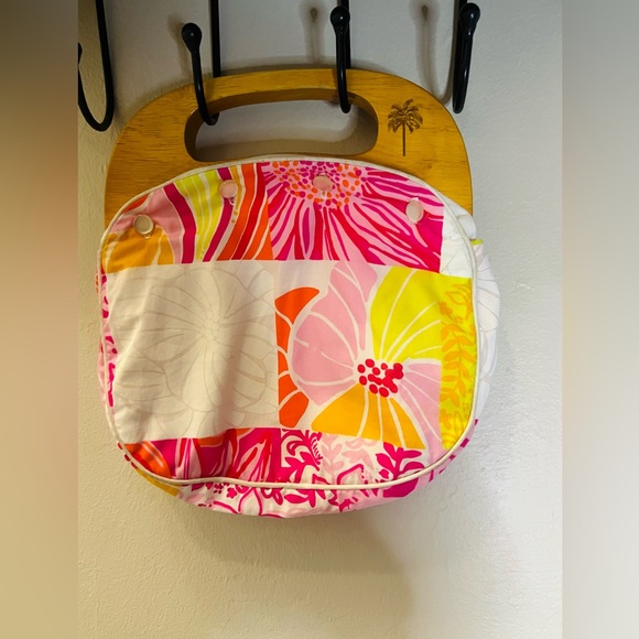 Lilly Pulitzer Floral Tote with Wooden Handle - Picture 11 of 11